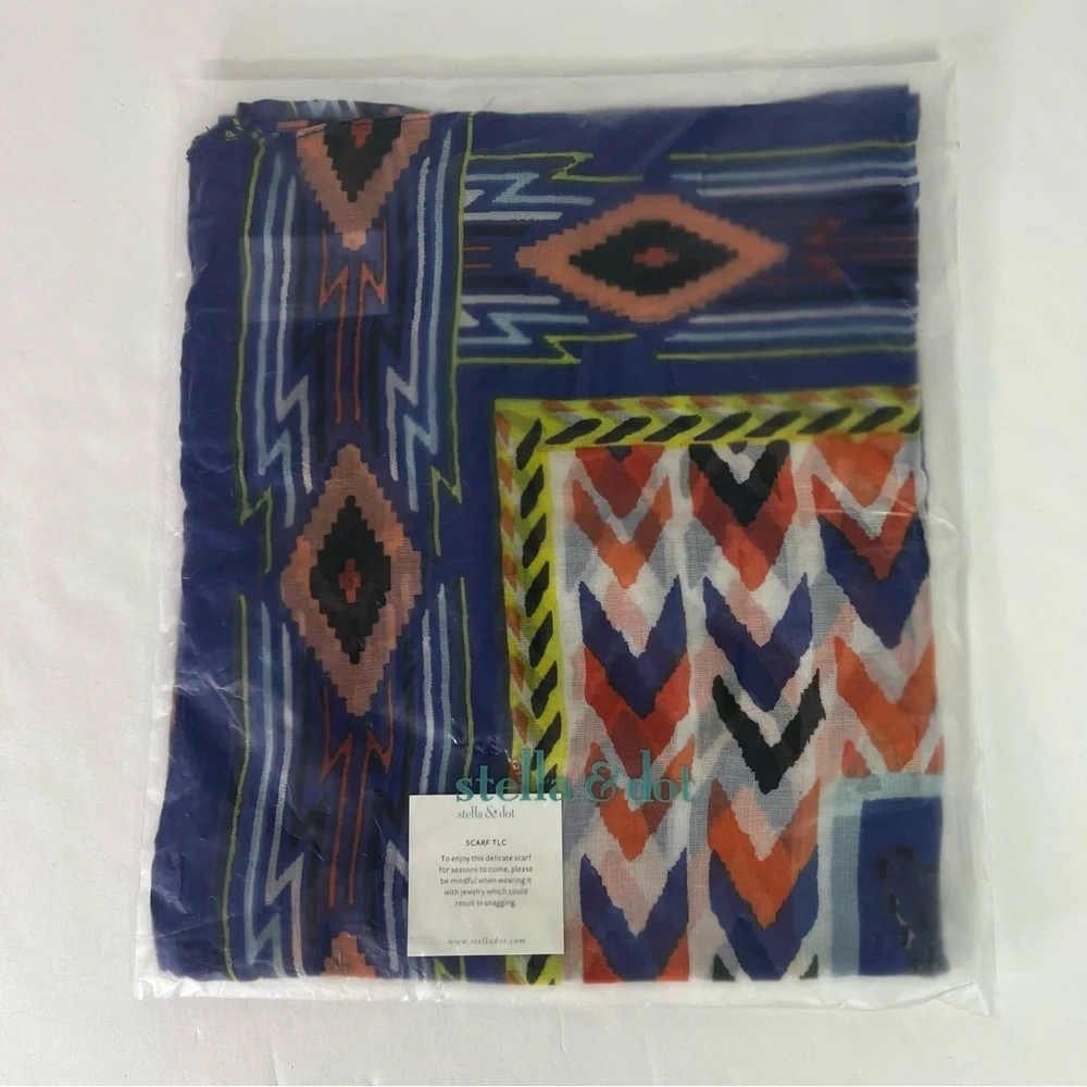 Stella & Dot Women’s Geometric Print Scarfs Lot/2 New In Bag Multi Colors